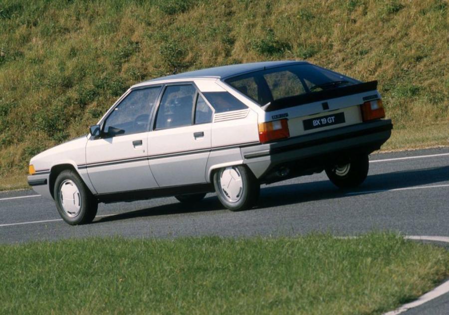  Citroen BX 1982 года  (фото 2 из 24)